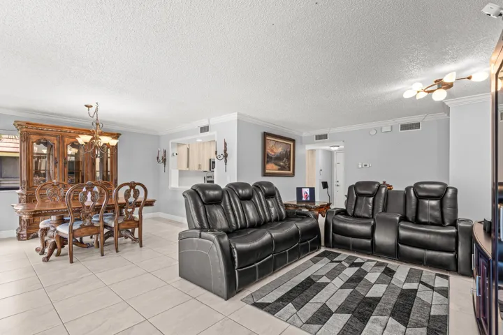 012-11262GreenLakeDrive-204-BoyntonBeach