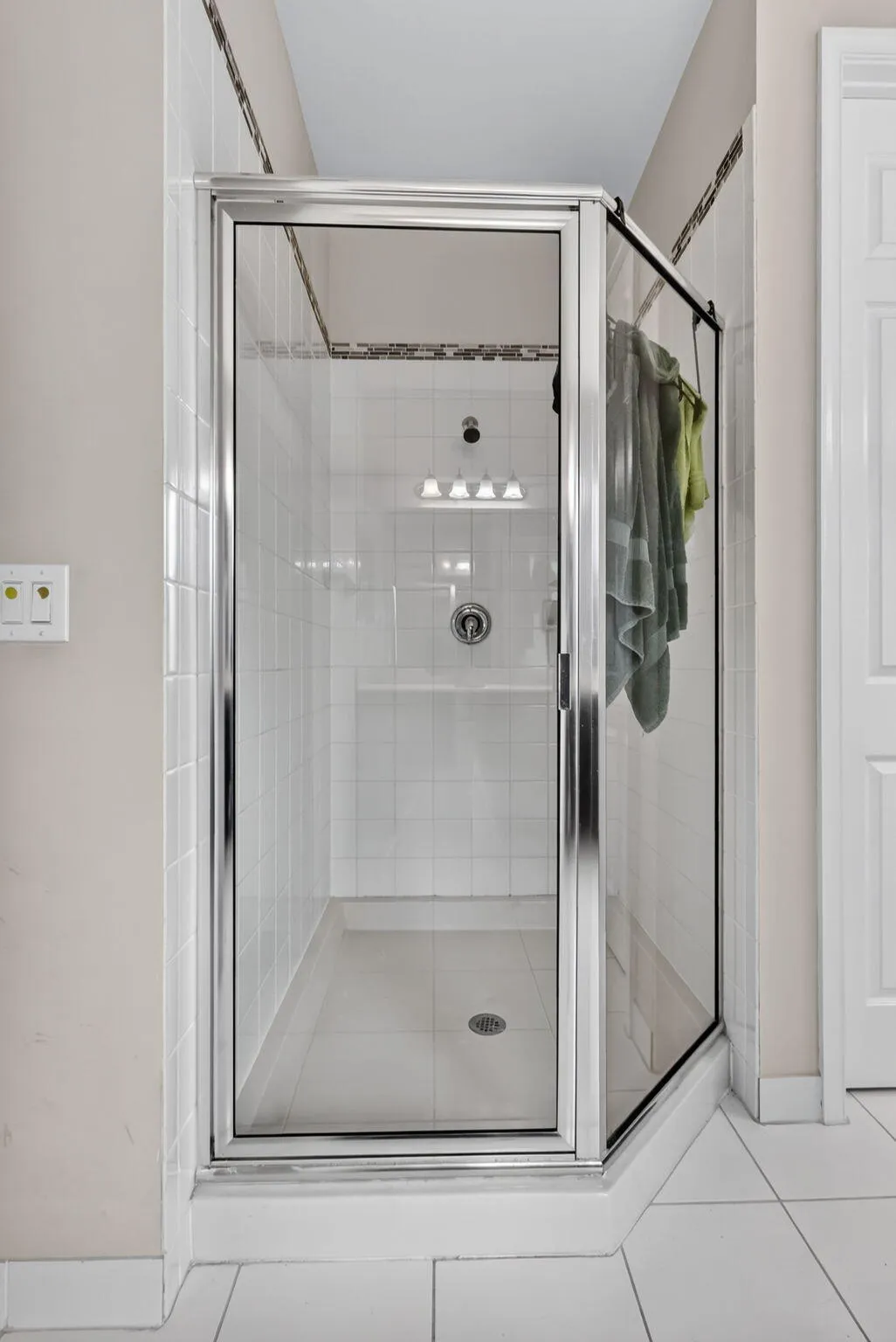 Separate shower