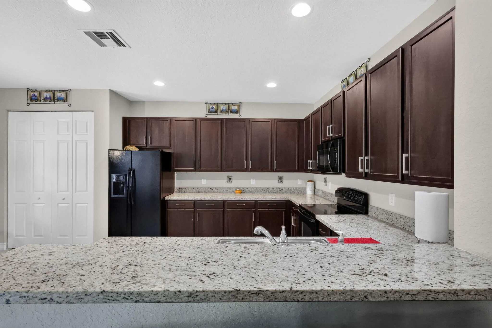 8135 Cantabria Falls Dr
