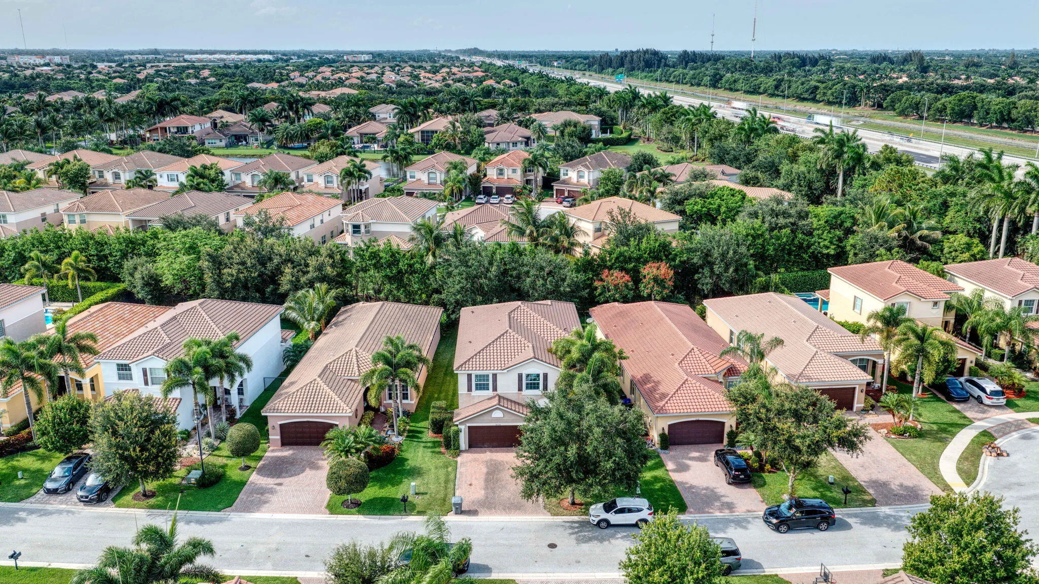 8135 Cantabria Falls Dr