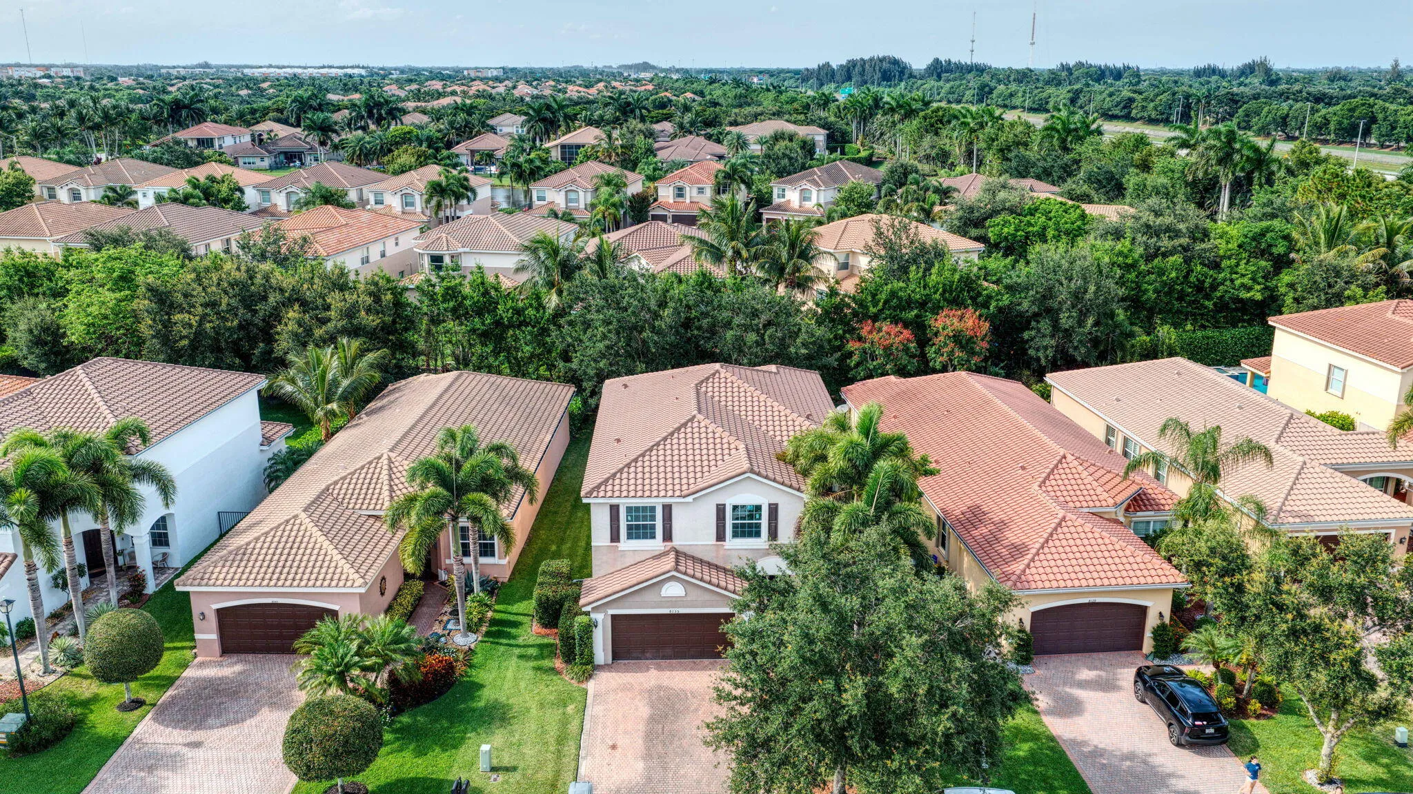 8135 Cantabria Falls Dr