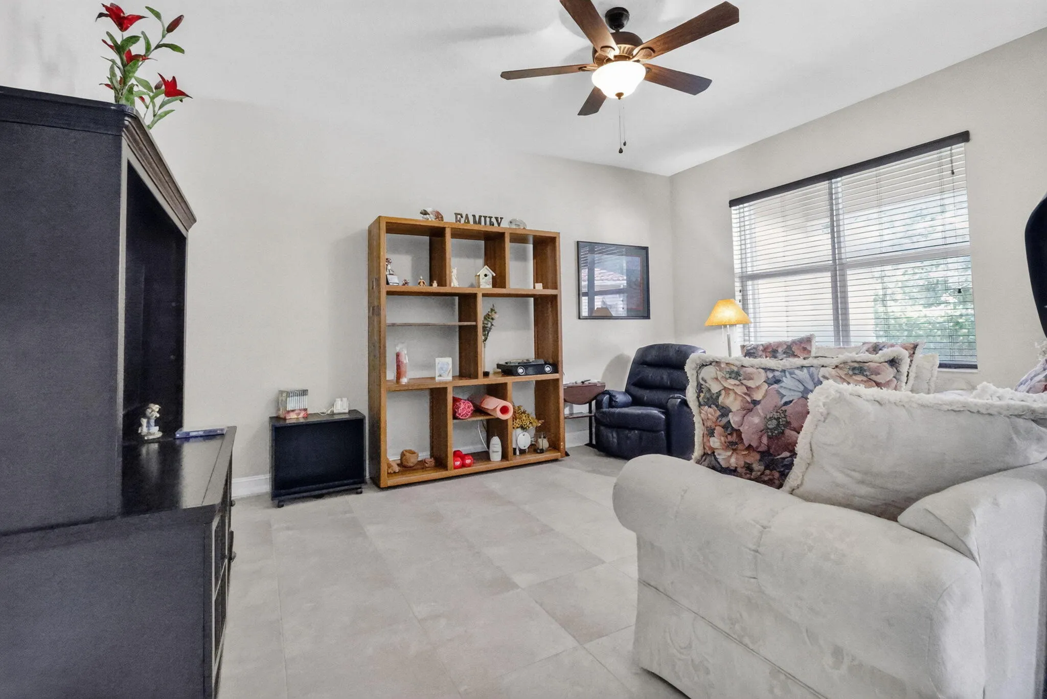 8135 Cantabria Falls Dr
