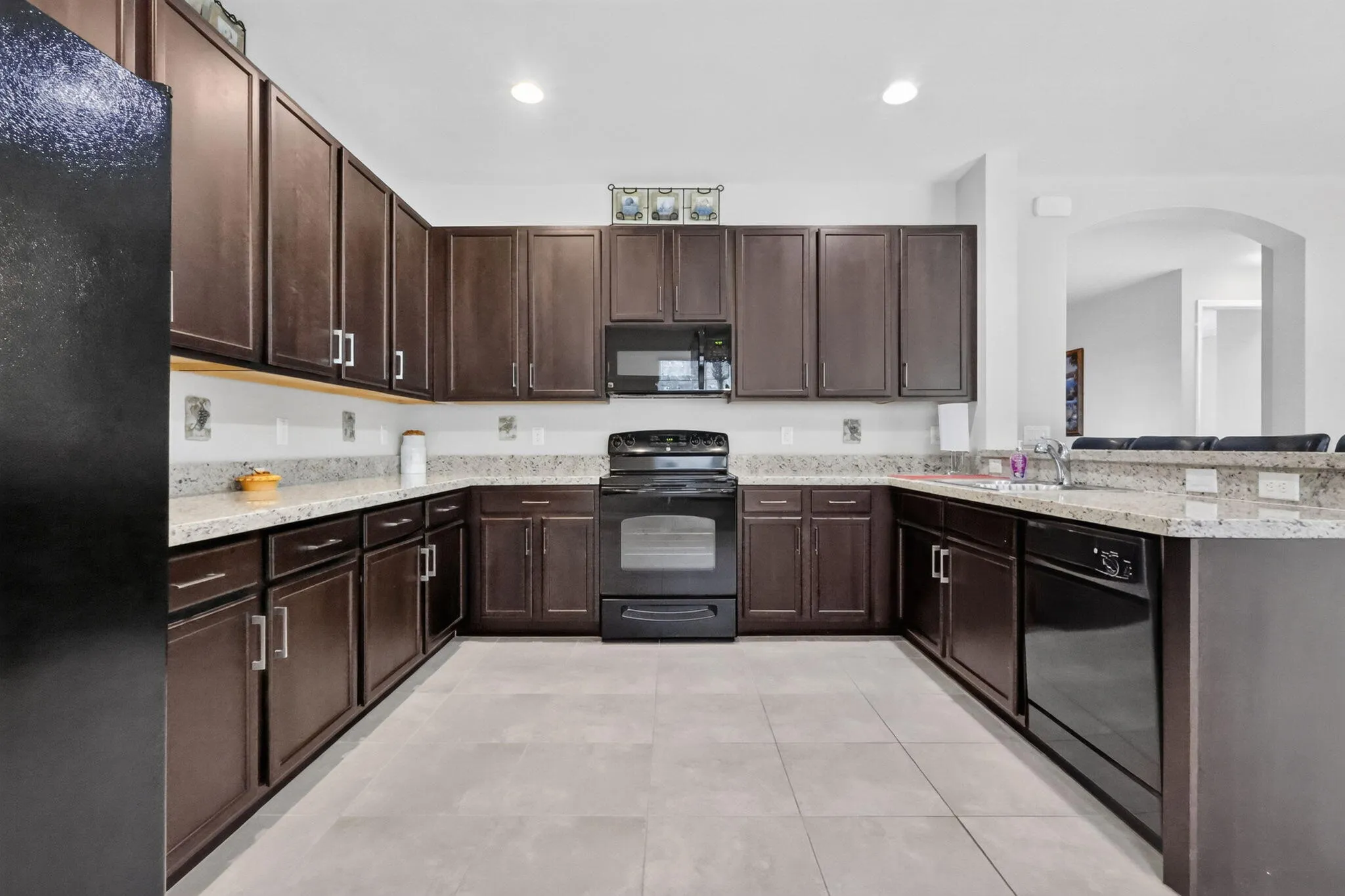 8135 Cantabria Falls Dr