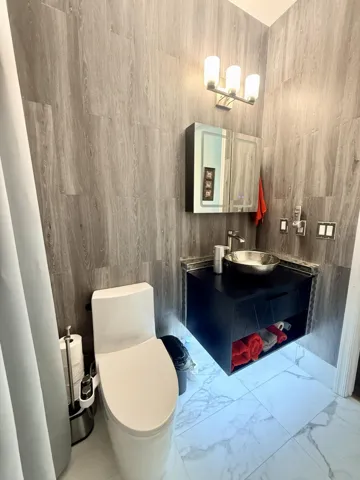 Upgraded Guest Bathroom