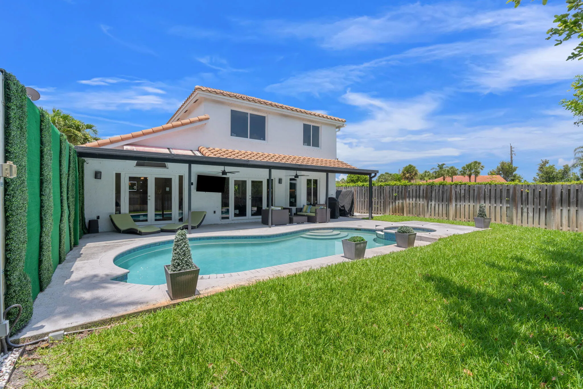 39-web-or-mls-52 Gables Blvd Weston, FL-