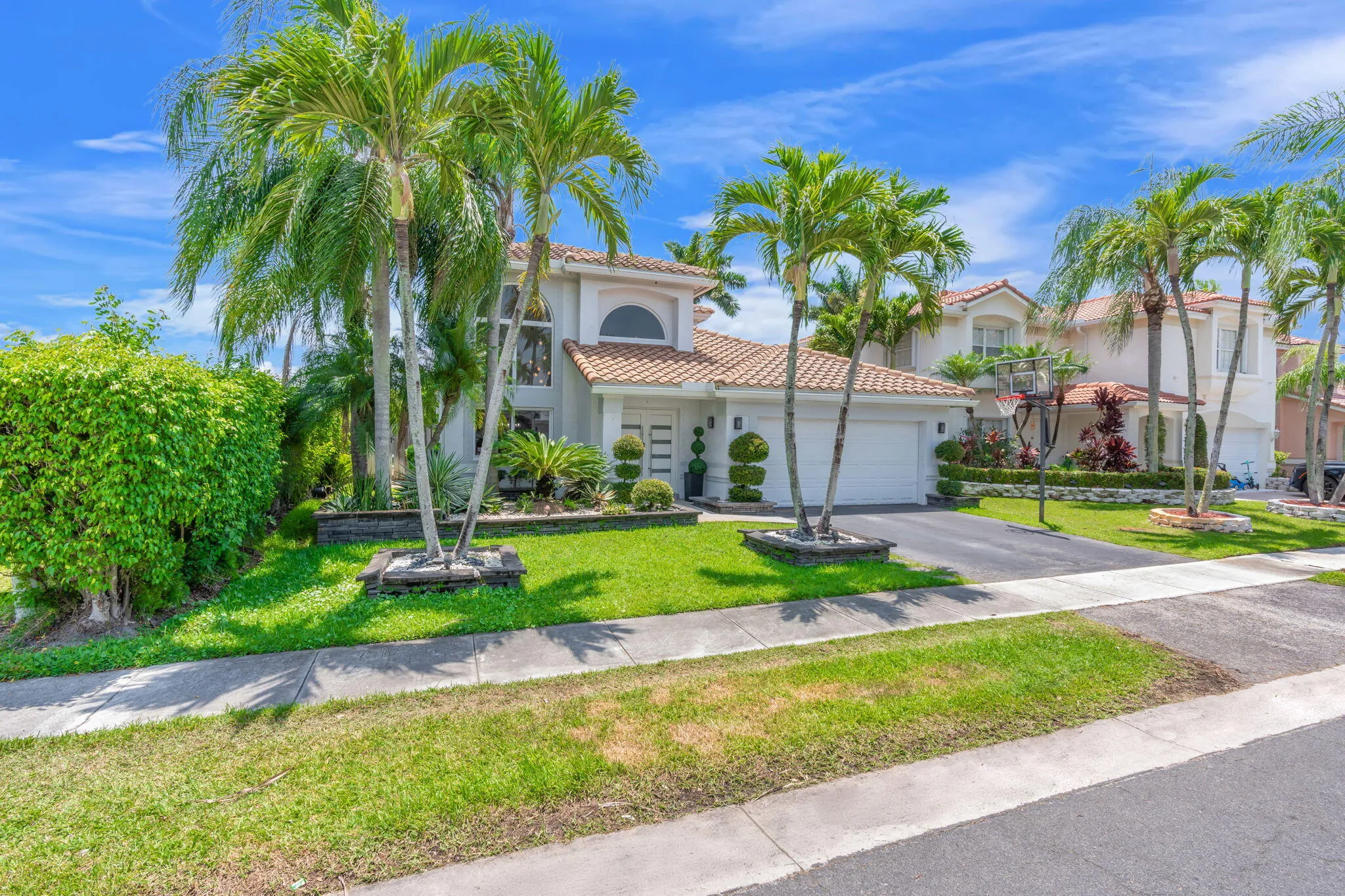2-web-or-mls-52 Gables Blvd Weston, FL-1