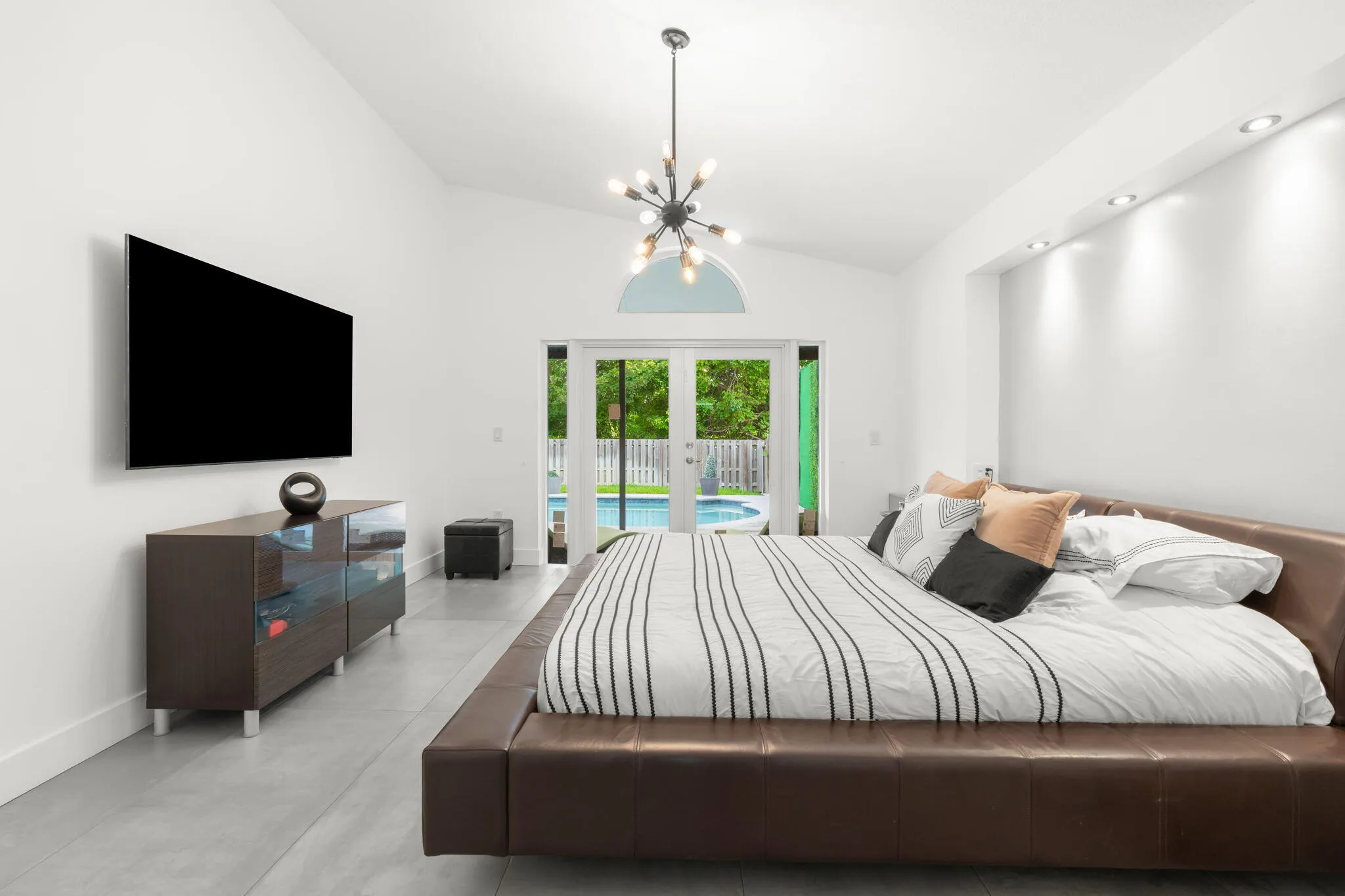 27-web-or-mls-52 Gables Blvd Weston, FL-
