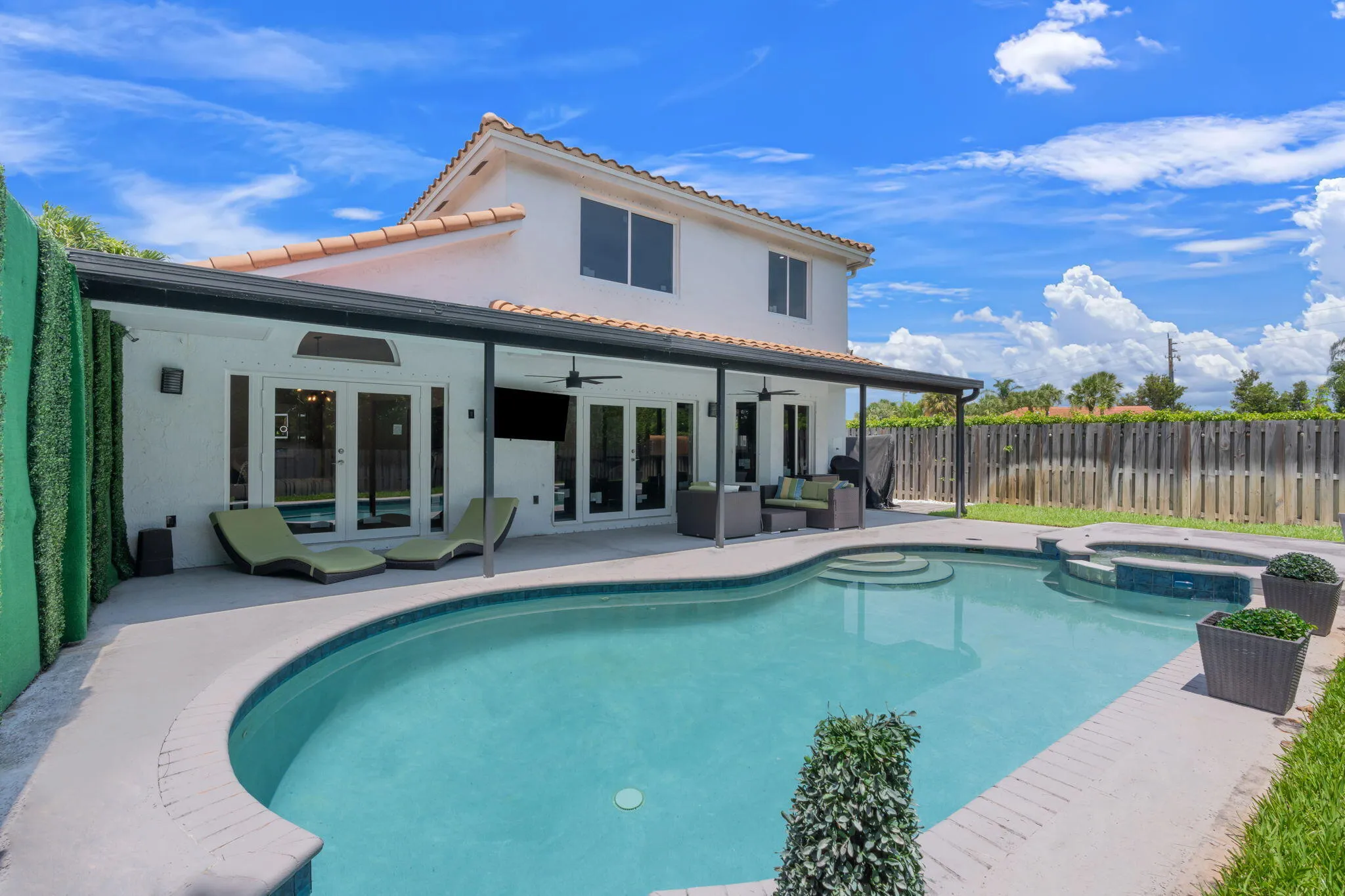 38-web-or-mls-52 Gables Blvd Weston, FL-