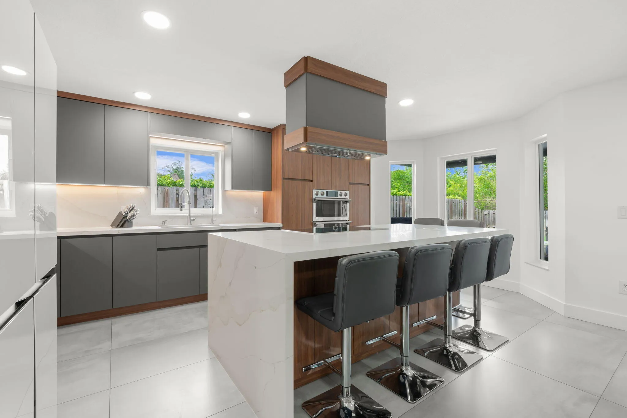 17-web-or-mls-52 Gables Blvd Weston, FL-