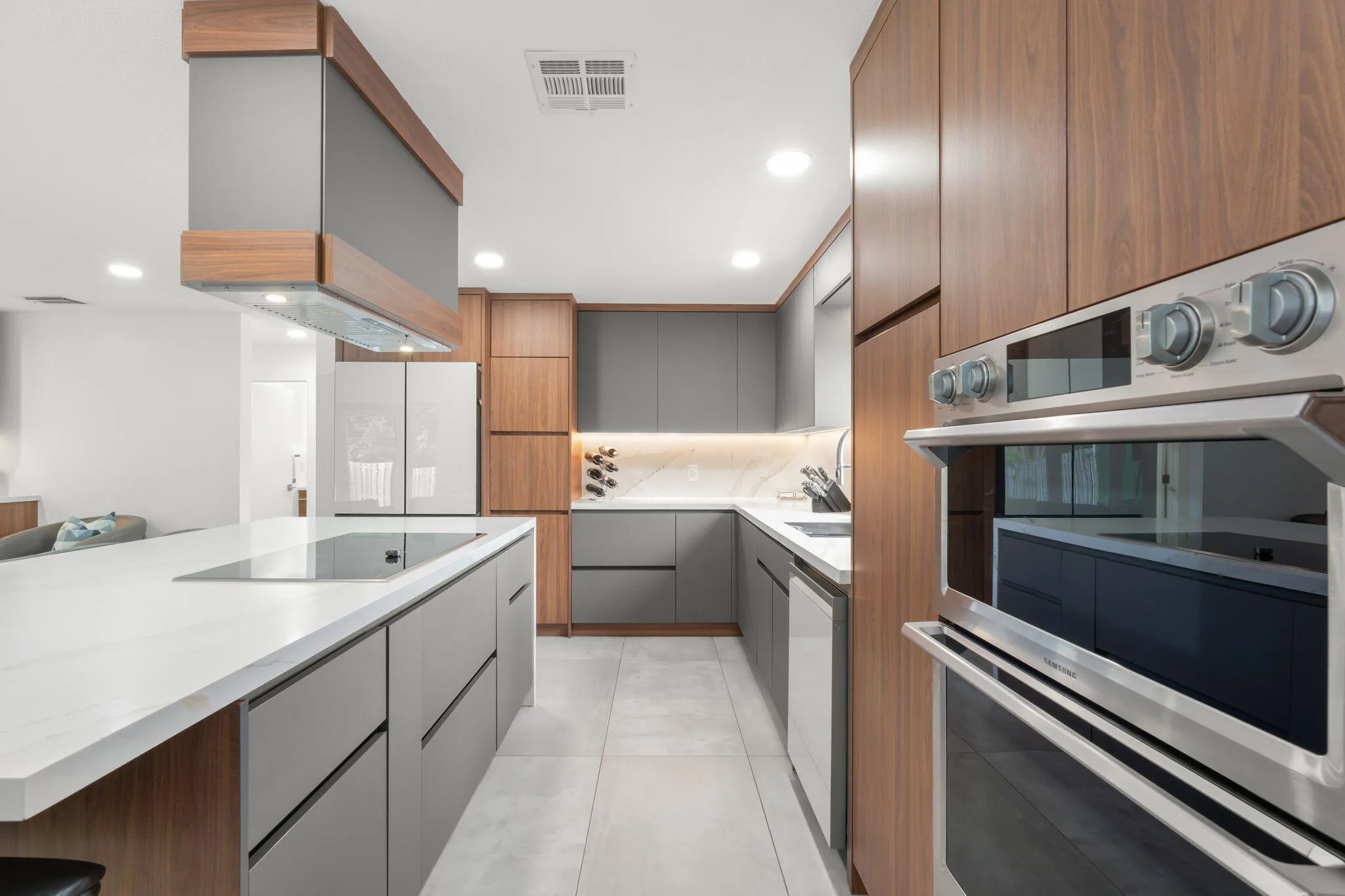 20-web-or-mls-52 Gables Blvd Weston, FL-