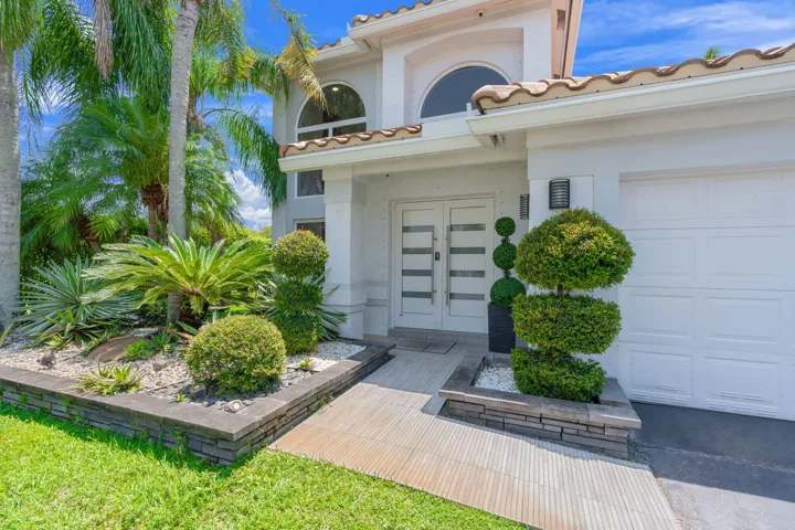 5-web-or-mls-52 Gables Blvd Weston, FL-1