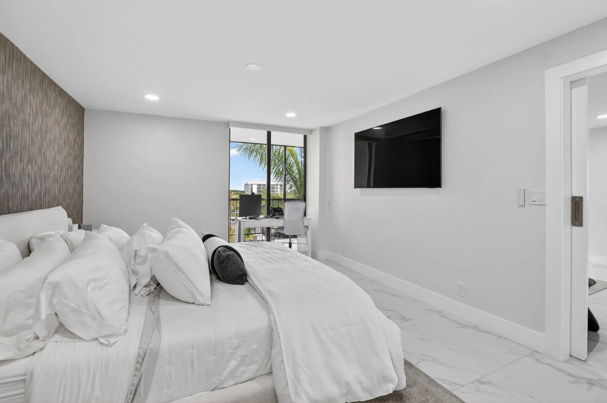 Main bedroom