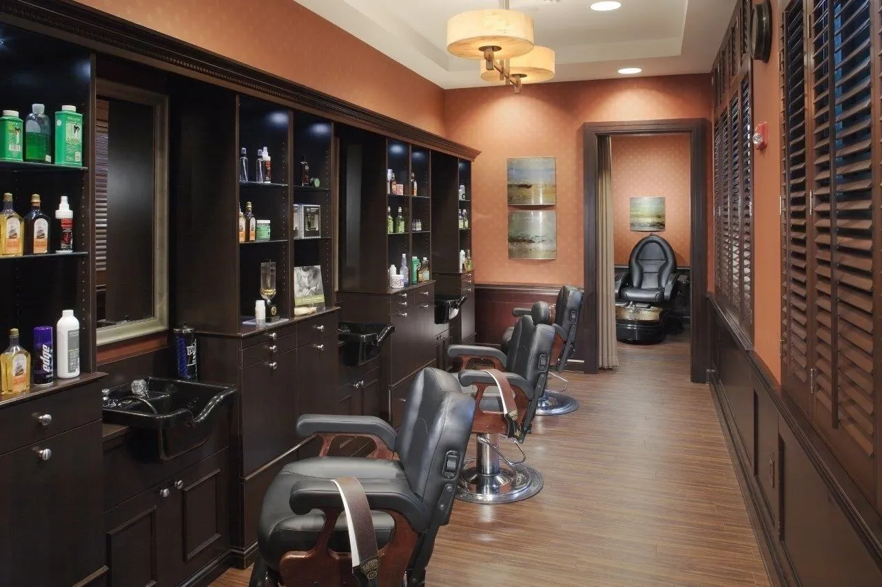 79-web-or-mls-Men's Barber Shop
