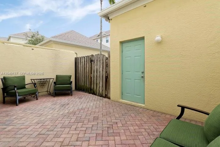 Courtyard patio