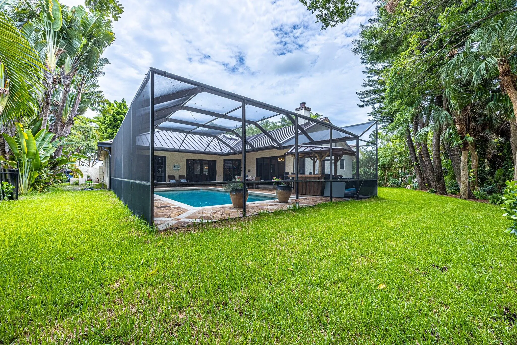 153A0130-HDR