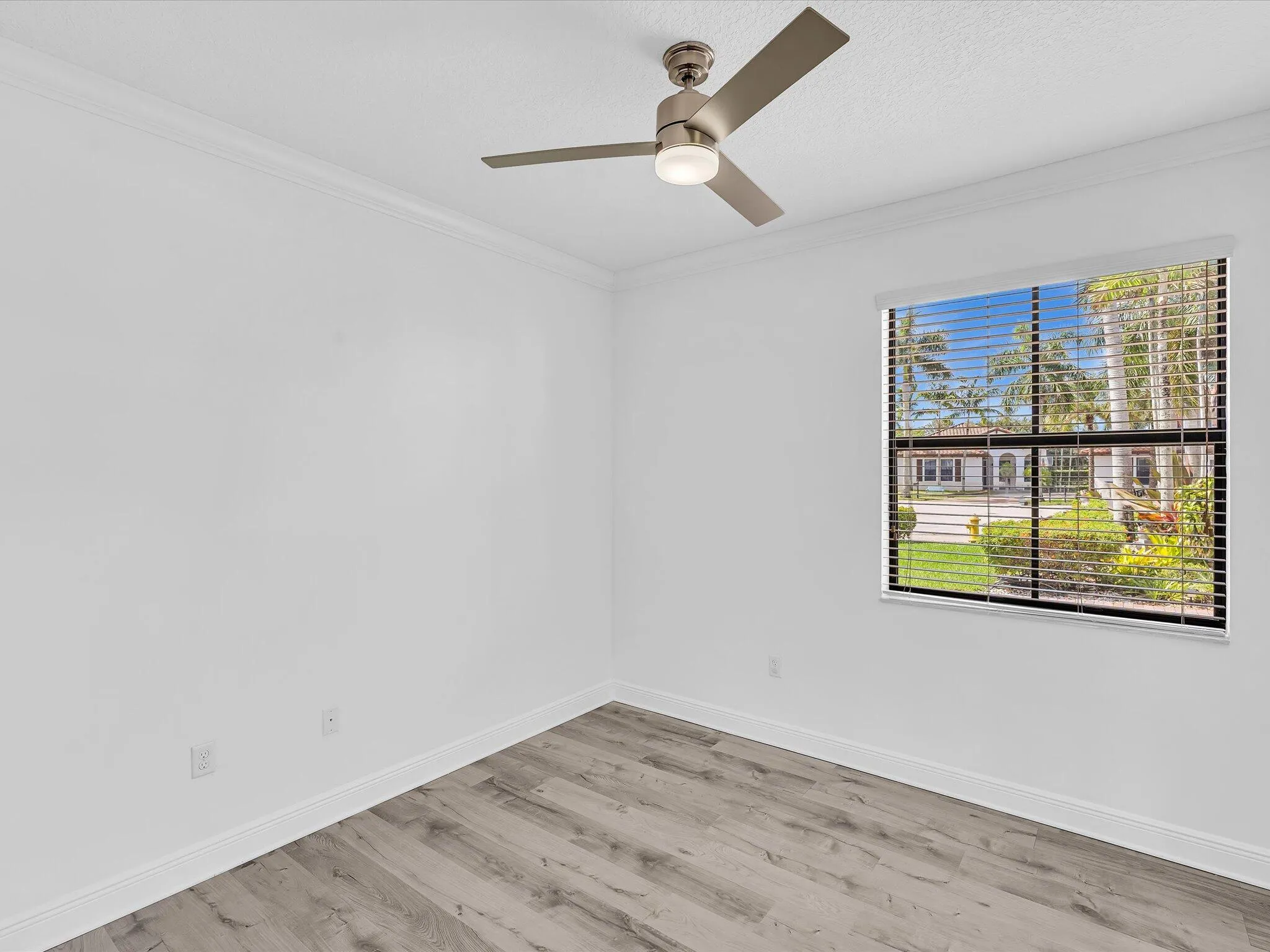 Property photo 63