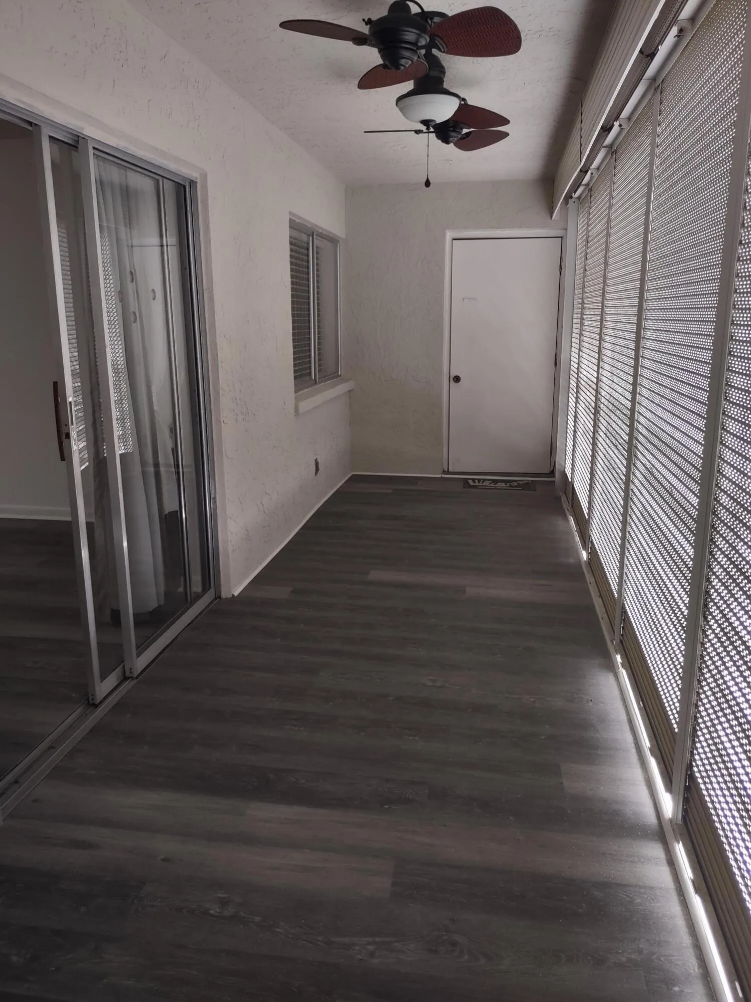 Screened Balcony