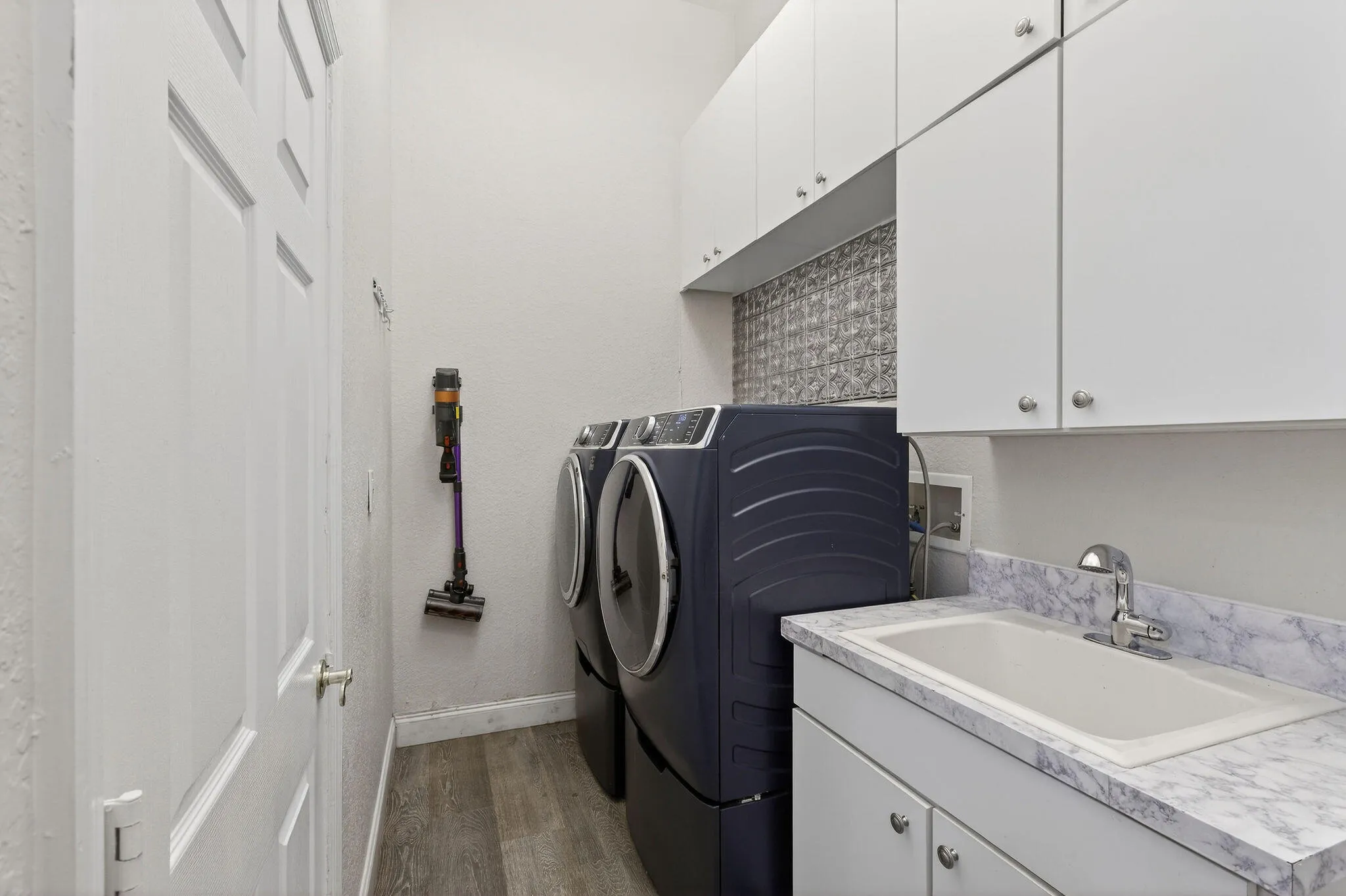 www.TheLXA.com-Photographer-Real-Estate-