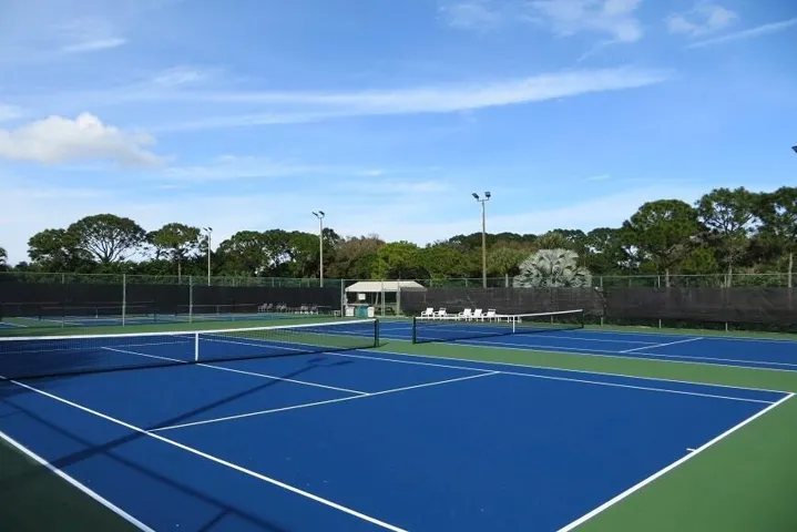 Tennis