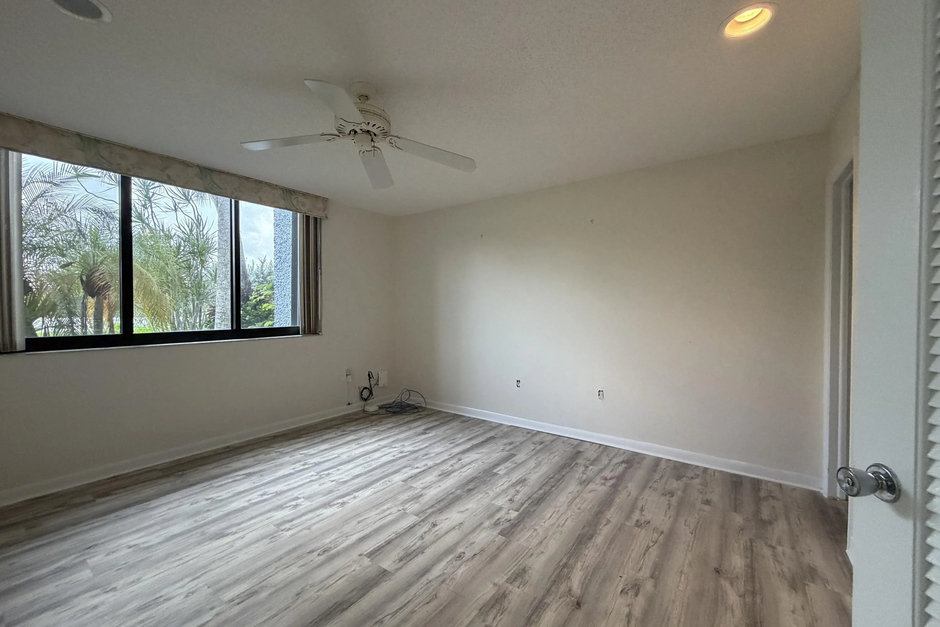 Master room new flooring and wonderful view!