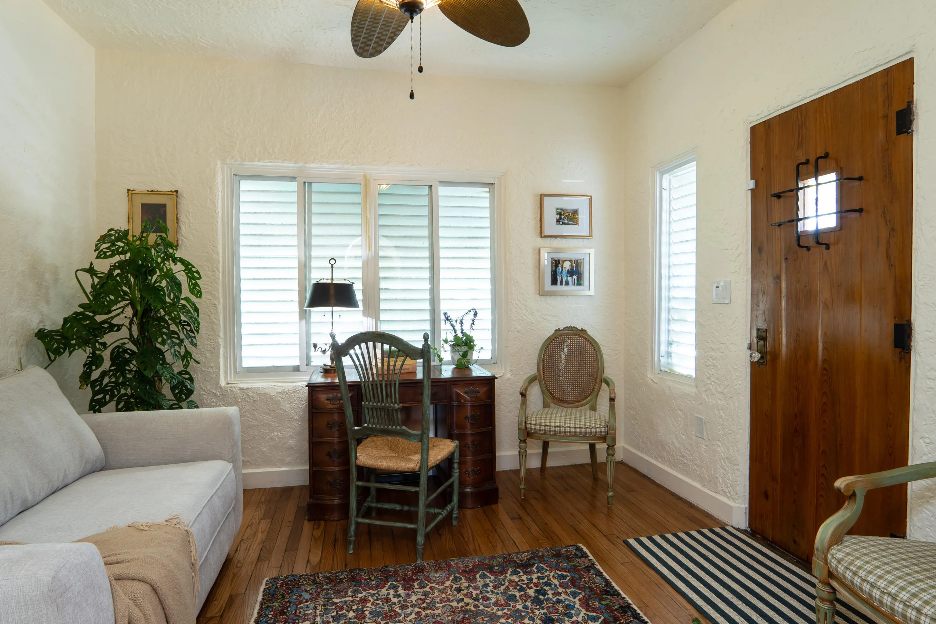 Flex Room with own Entry from Butterfly Garden