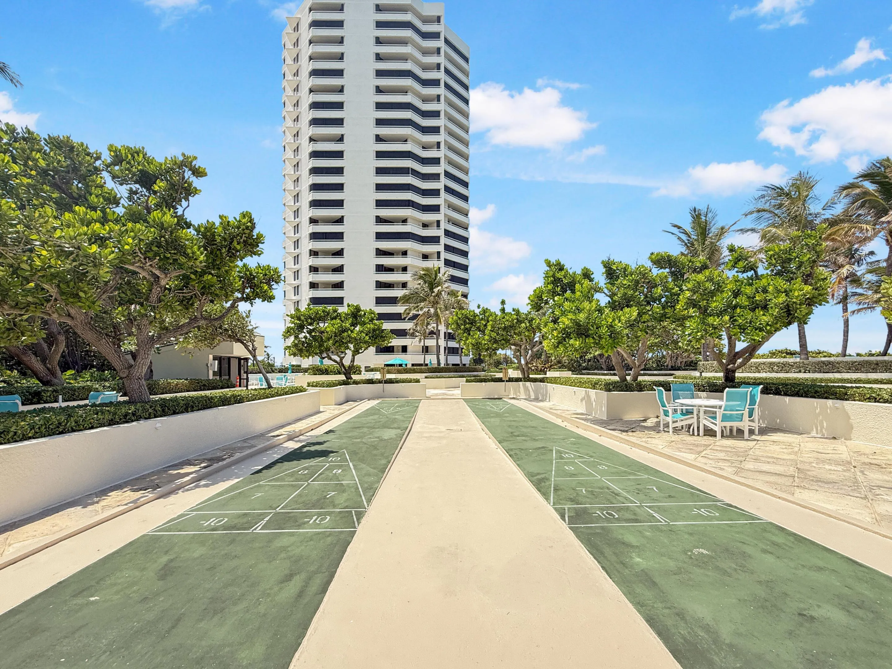 Shuffle Board