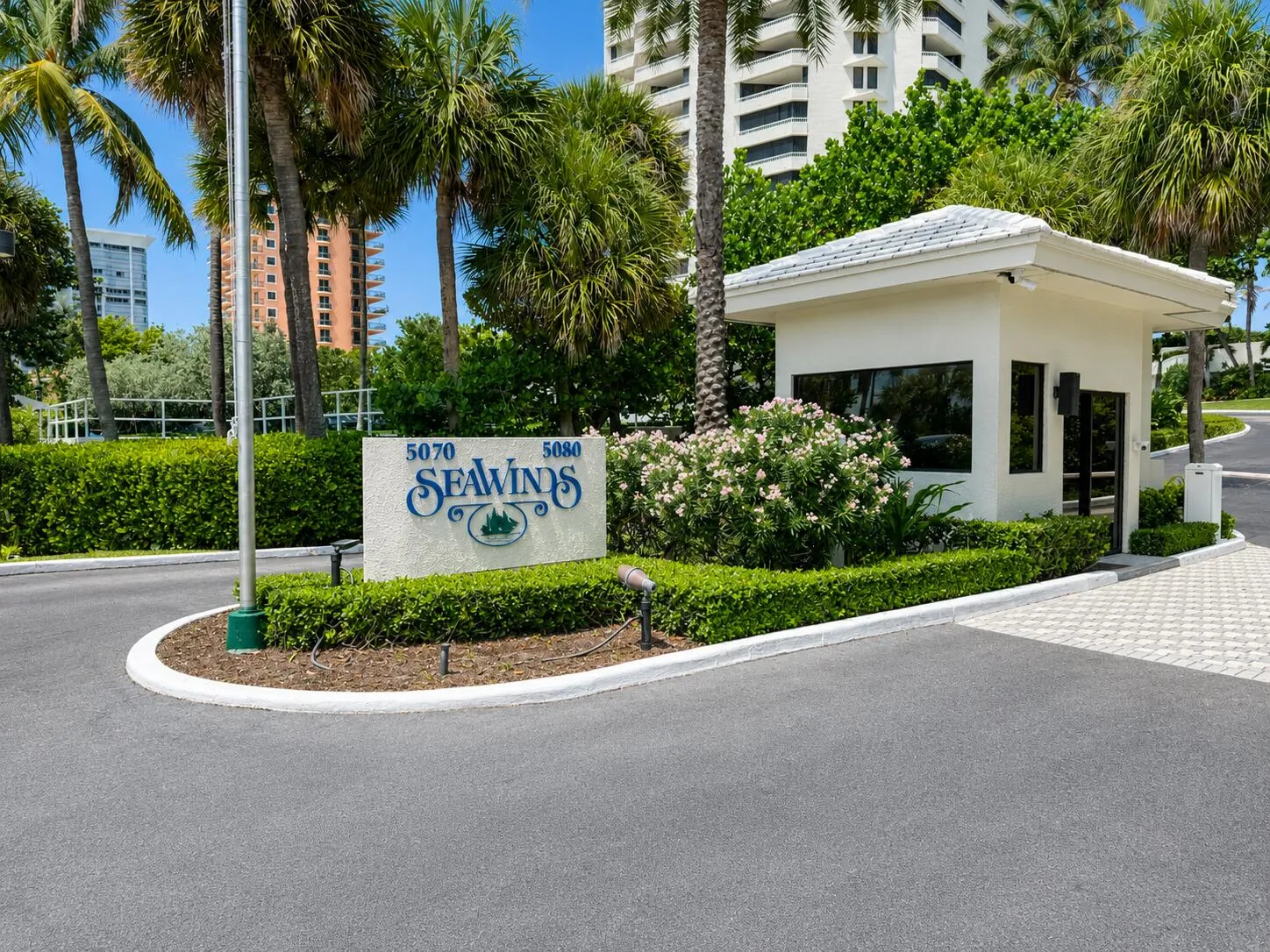 Seawinds Sign