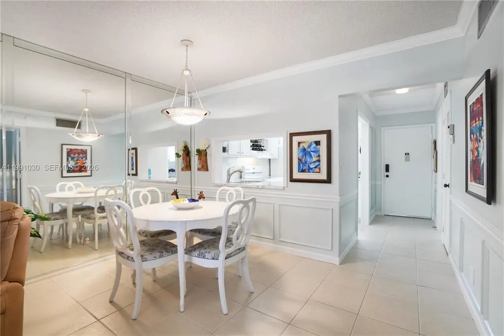 pic 1 -dinning room