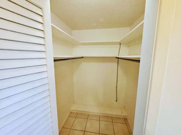 Walkin Closet