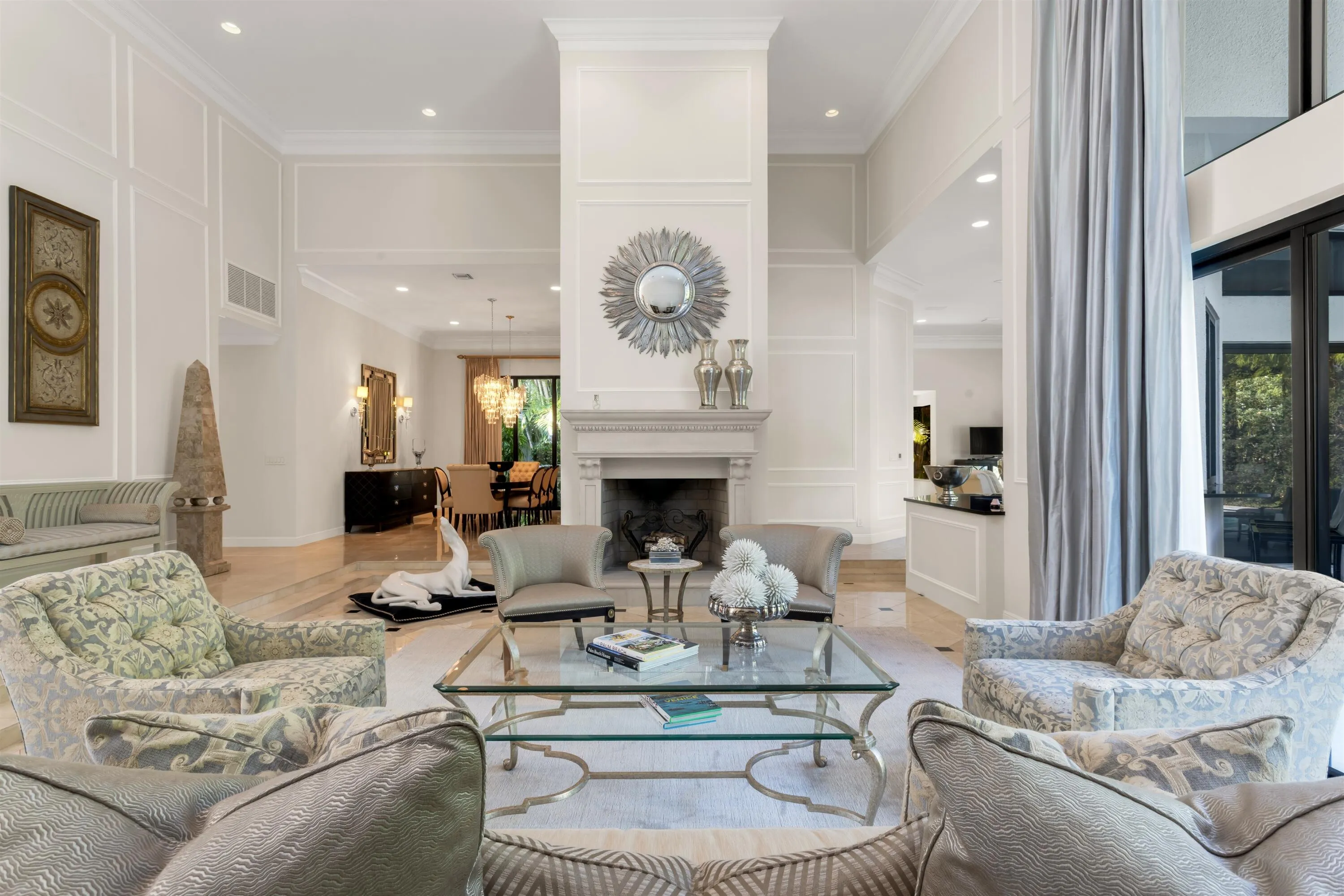 LIVING_ROOM_STRAIGHT