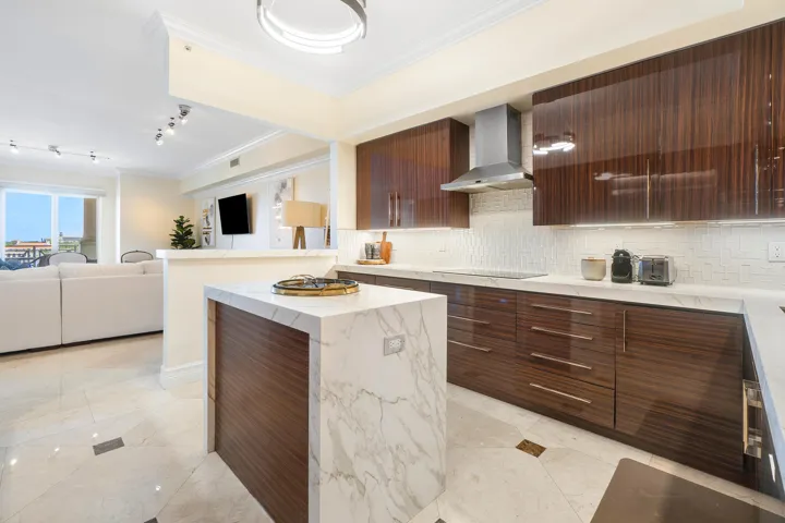 Kitchenmain
