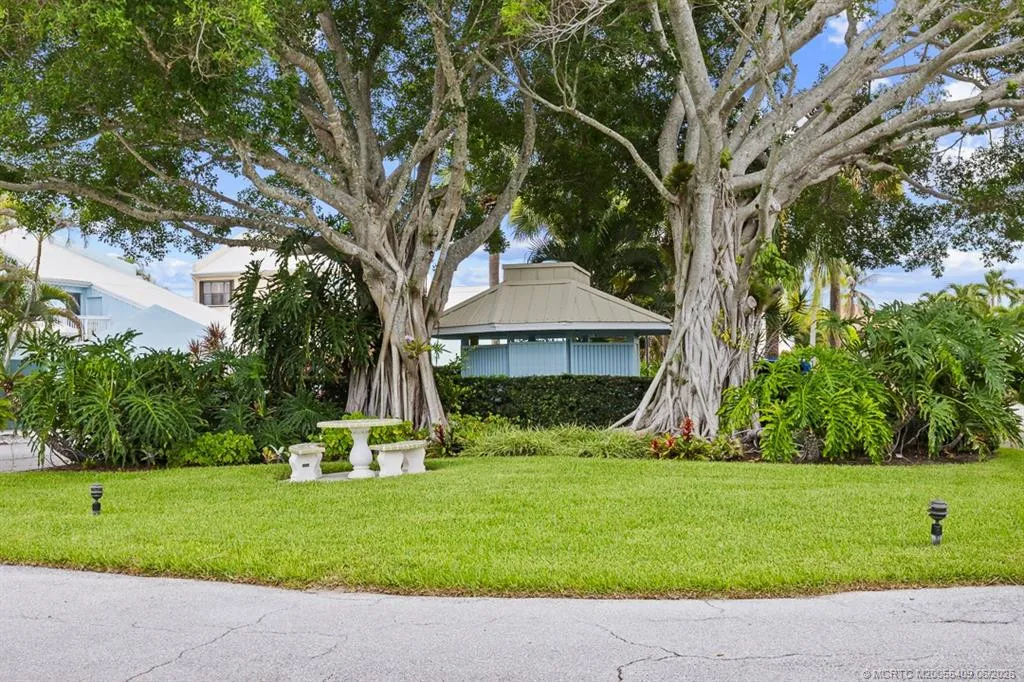 Property photo 40