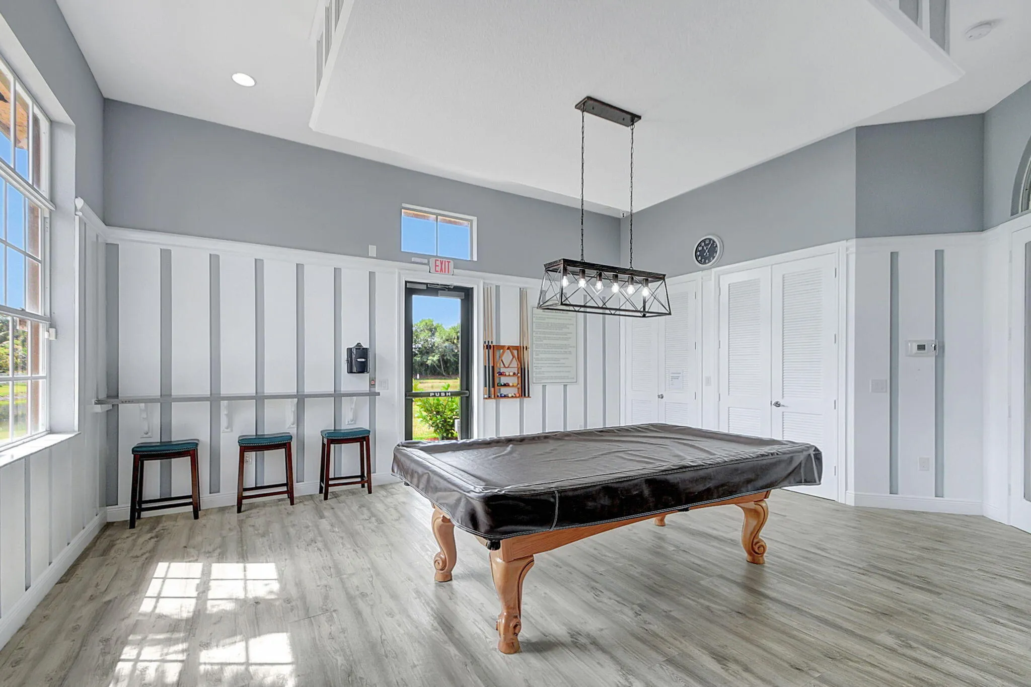 82-web-or-mls-76-web-or-mls-Thoroughbred