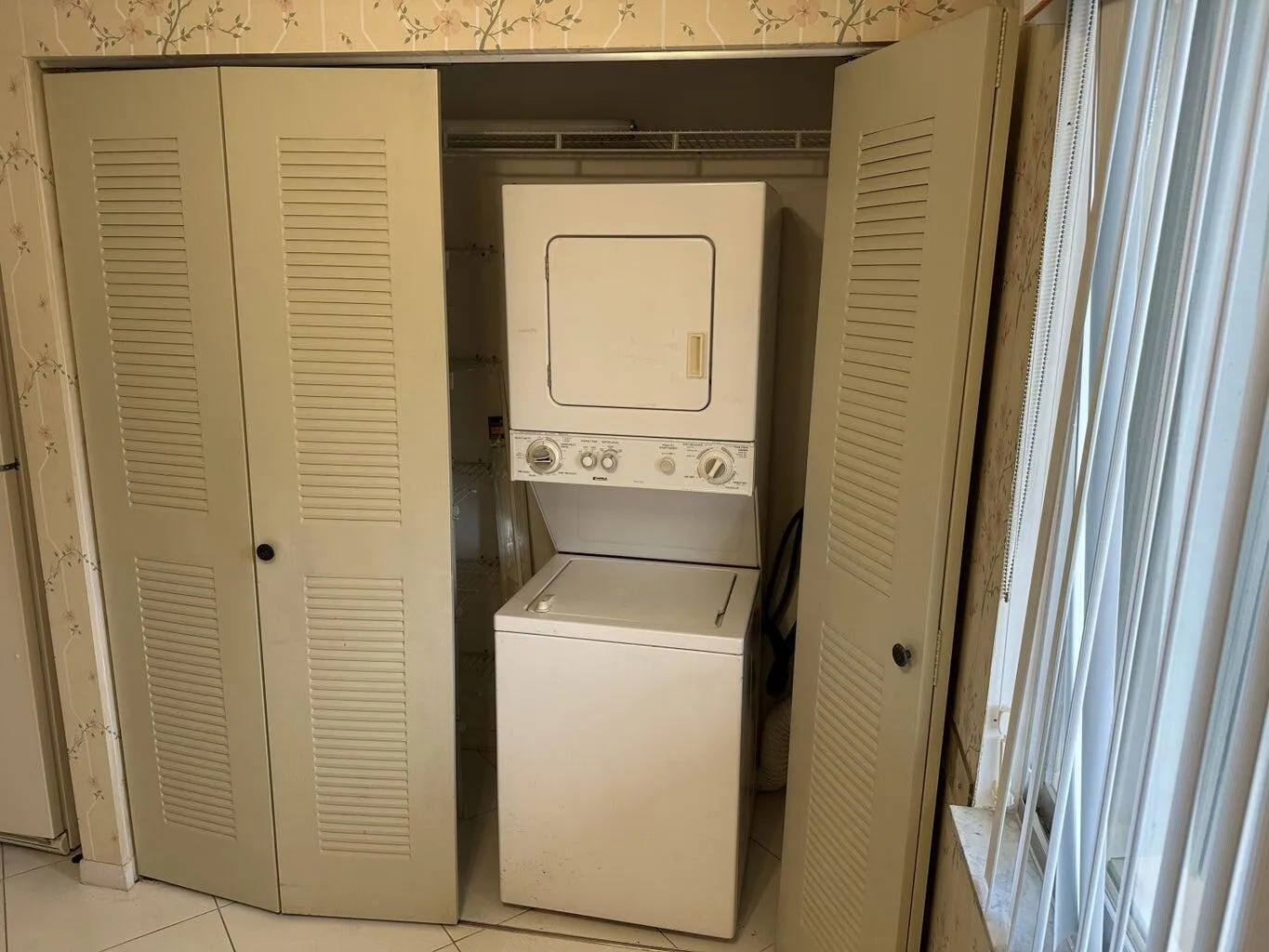 washer and dryer