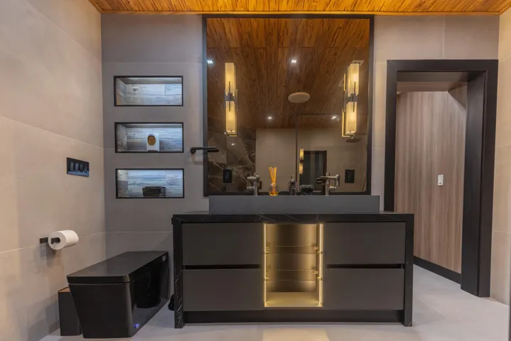 290 NW 6th Street, Boca Raton