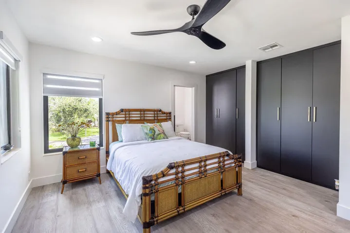 290 NW 6th Street, Boca Raton