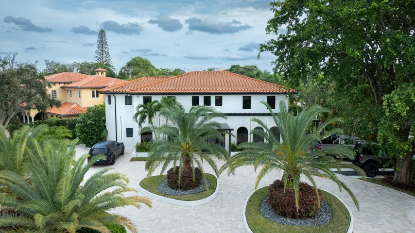 290 NW 6th Street, Boca Raton