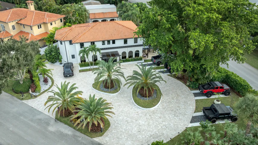 290 NW 6th Street, Boca Raton
