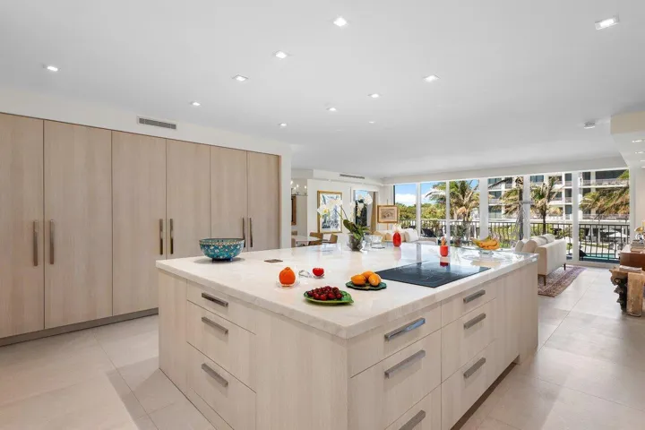 Center Island Kitchen