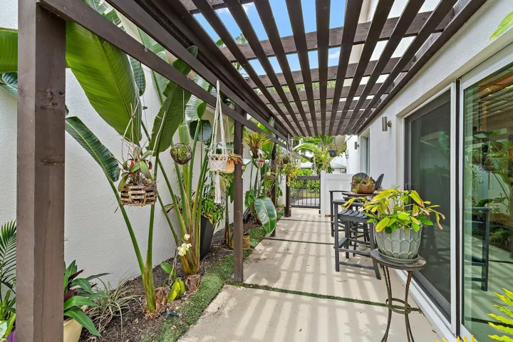 028-126SeashoreDr-Jupiter-SMALL