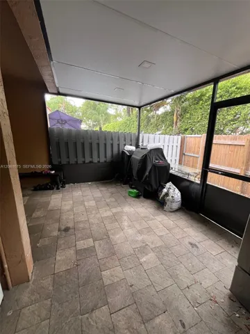 Private Screened Patio