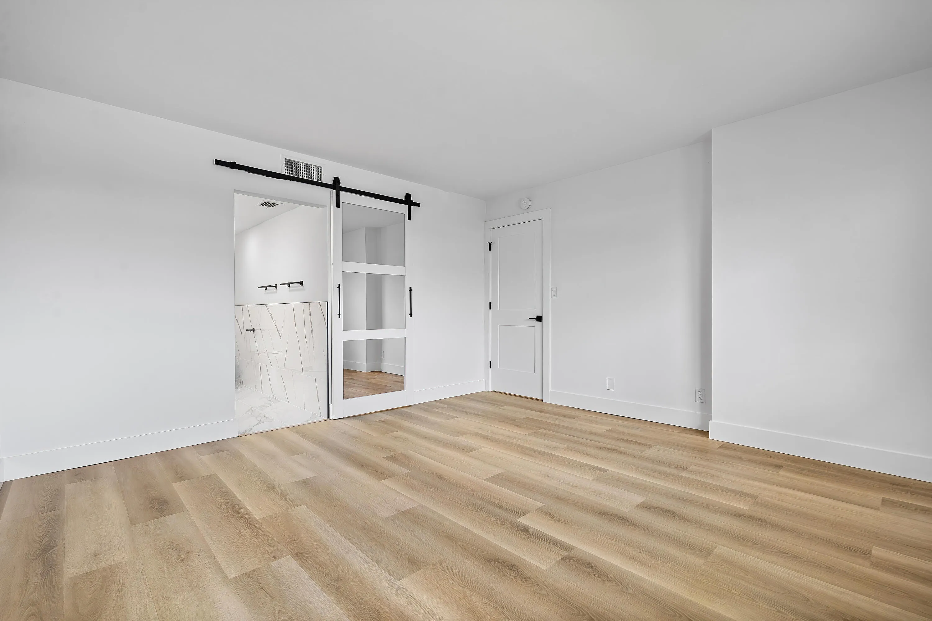 015-750NortheastSpanishRiverBoulevard-Bo