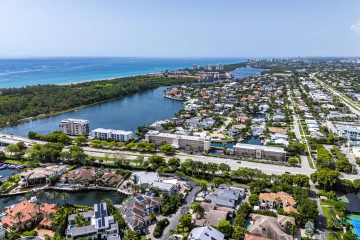 040-750NortheastSpanishRiverBoulevard-Bo