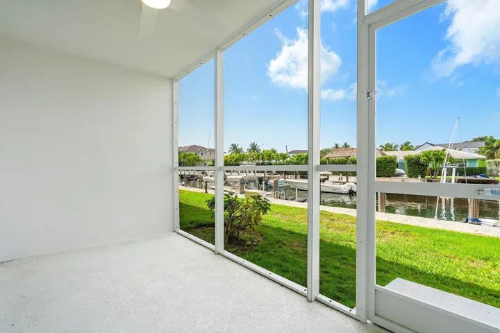 021-750NortheastSpanishRiverBoulevard-Bo