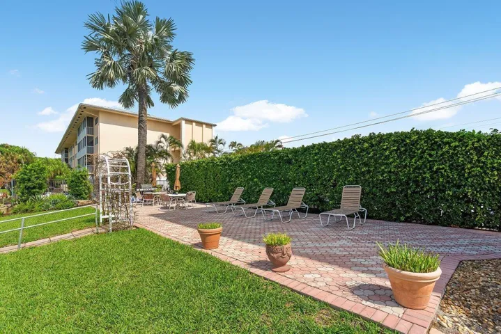 024-750NortheastSpanishRiverBoulevard-Bo