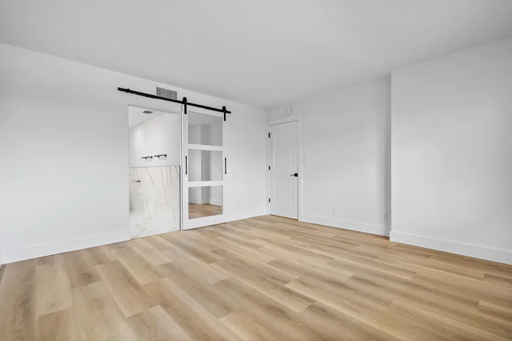 015-750NortheastSpanishRiverBoulevard-Bo
