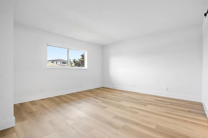 013-750NortheastSpanishRiverBoulevard-Bo