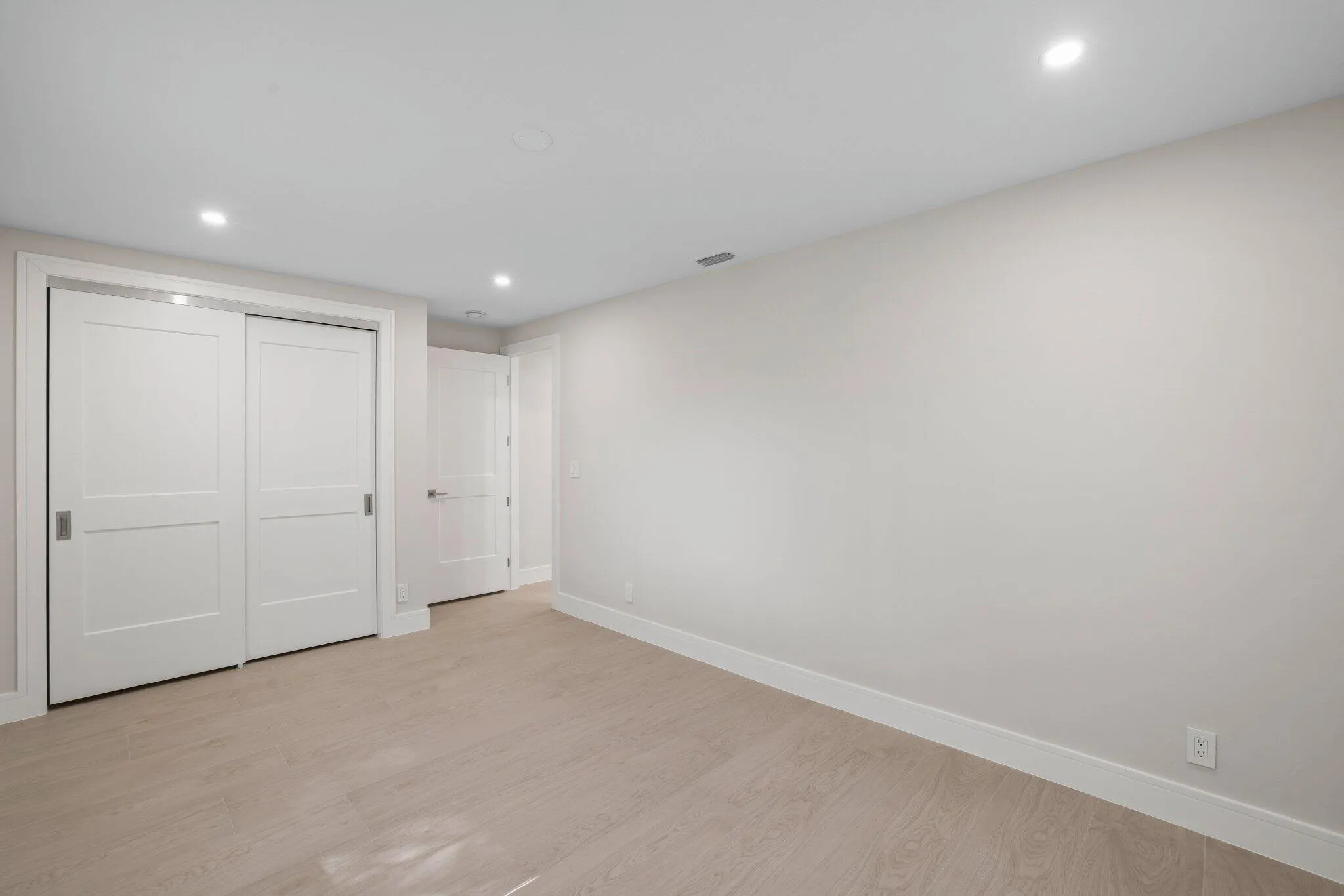 3901 Northwest 27th Ave - 45.jpg-SMALL