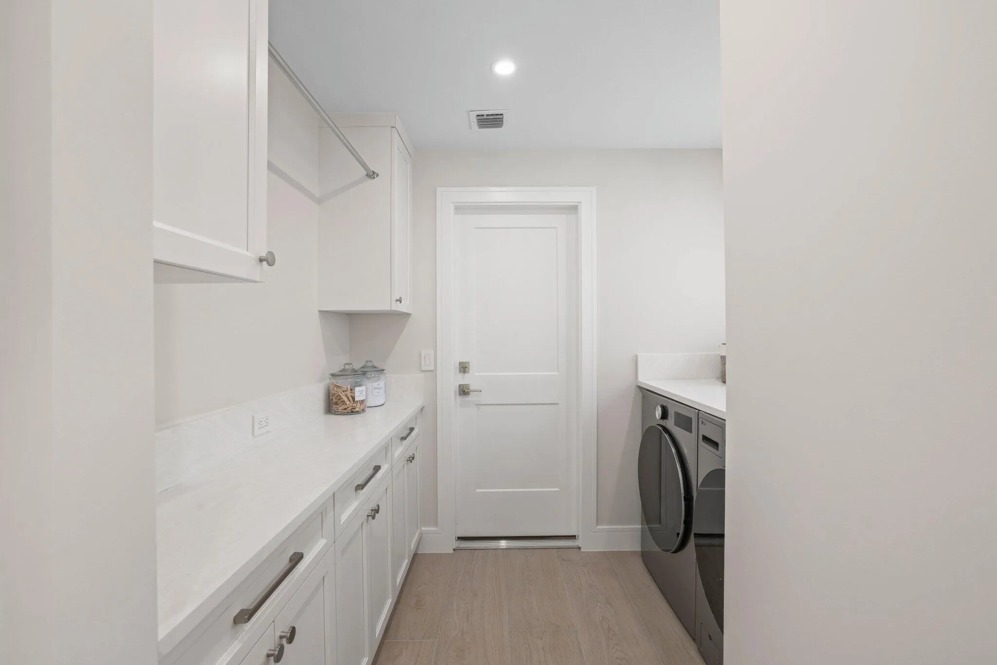 3901 Northwest 27th Ave - 30.jpg-SMALL