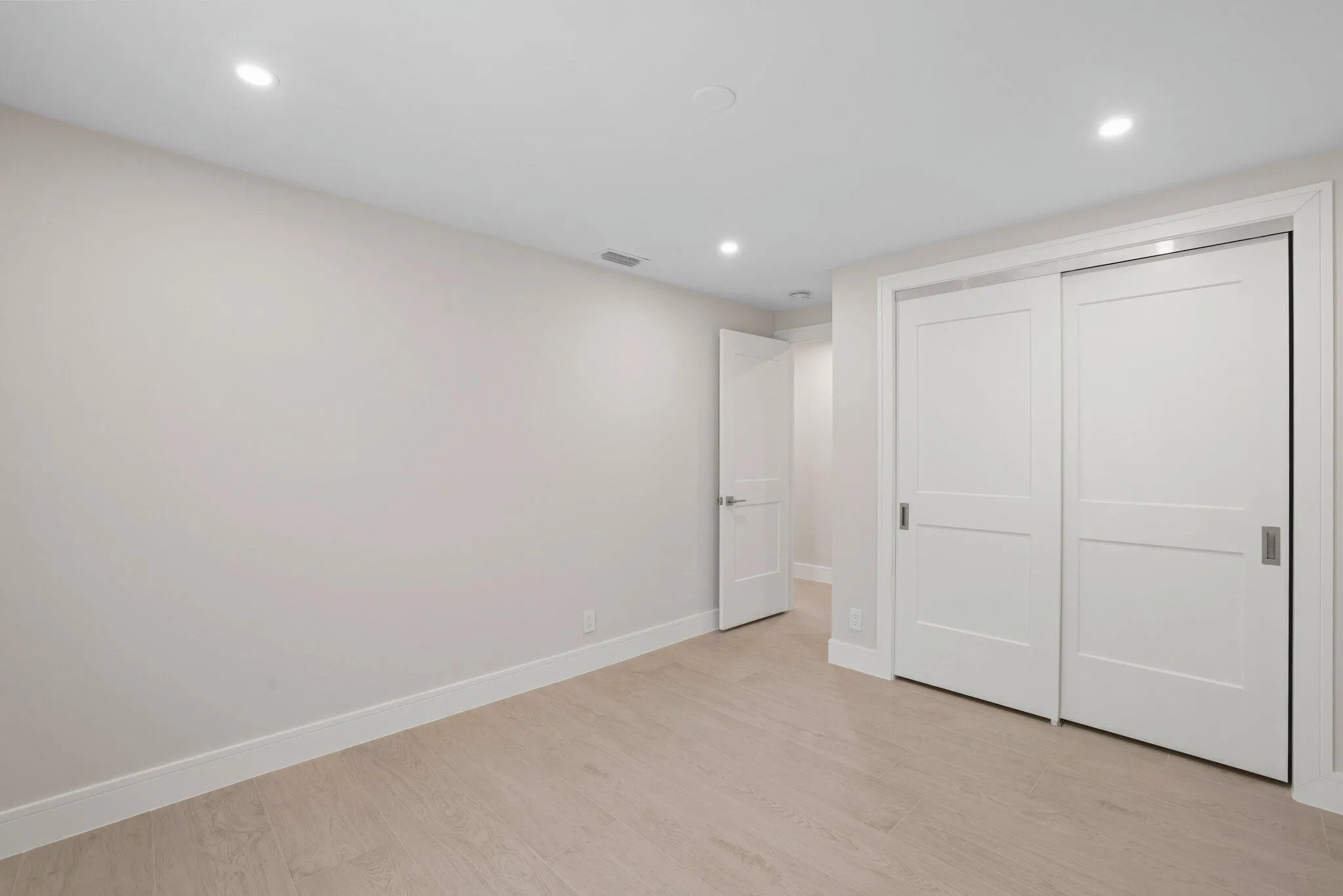 3901 Northwest 27th Ave - 50.jpg-SMALL